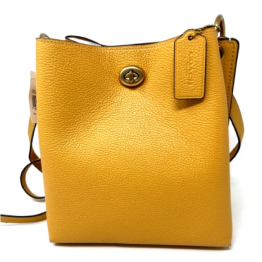 LIKE NEW Coach Pebble Leather Shoulder Bag in Mustard - Picture 2 of 12